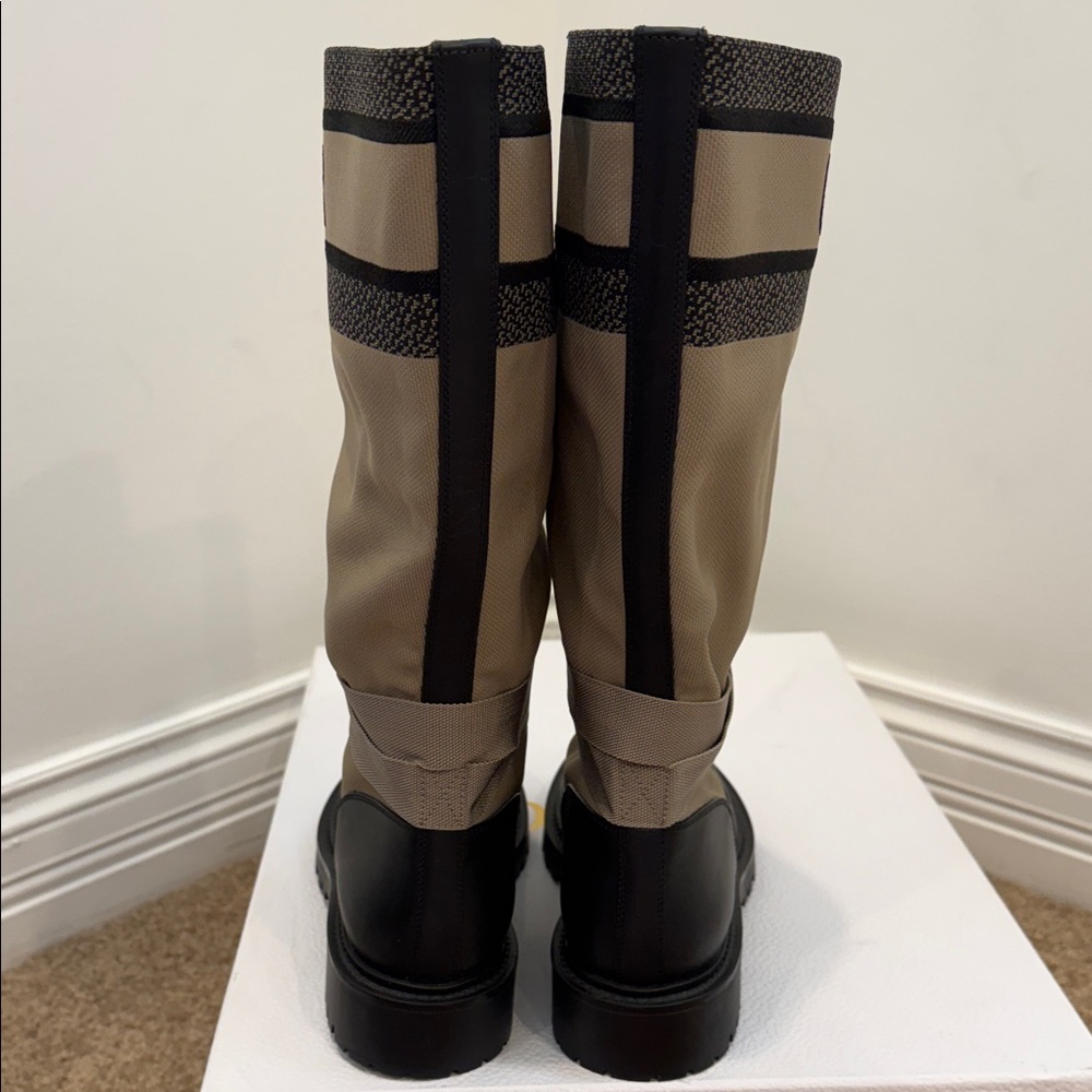 Christian Dior Explorer Logo Boots Beige & Black Canvas Leather 37.5 Worn Once - Picture 8 of 11